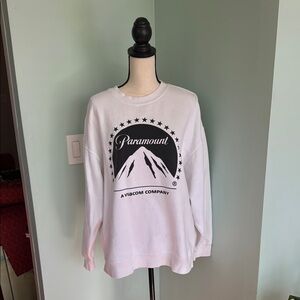 Paramount Sweatshirt. Size L. Great Condition